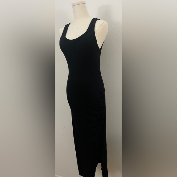 Scoop Ruched Midi Dress | Black Size Medium - Picture 6 of 15